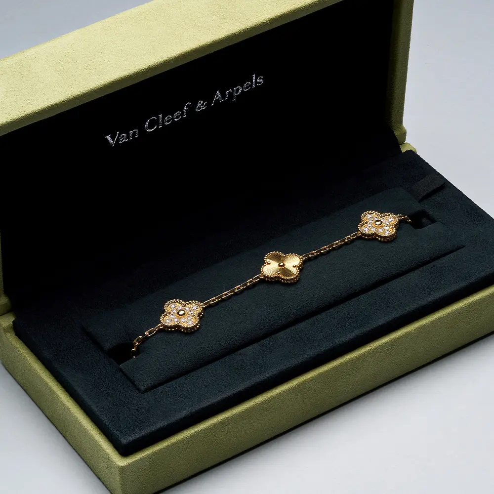 Van Cleed & Arpels bracellet