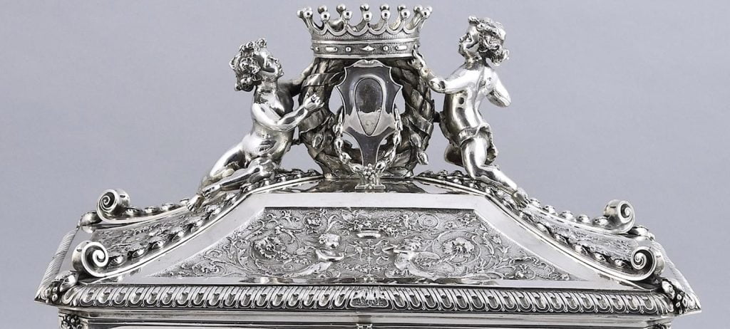 Pash-Antiques-Mayfair