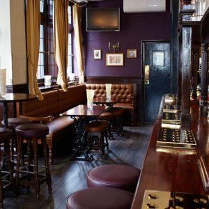 Small-Pub