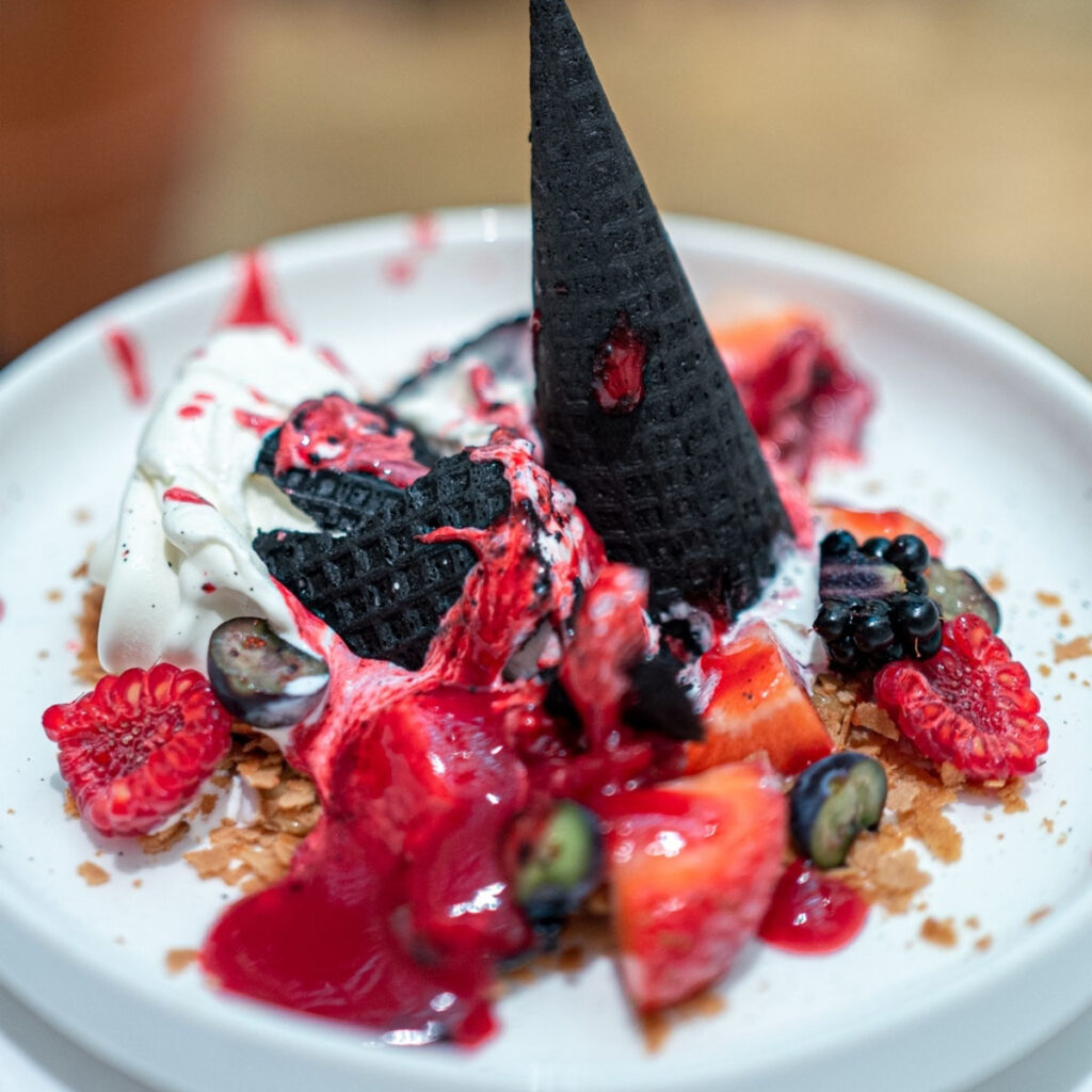 Novikov Restaurant & Bar