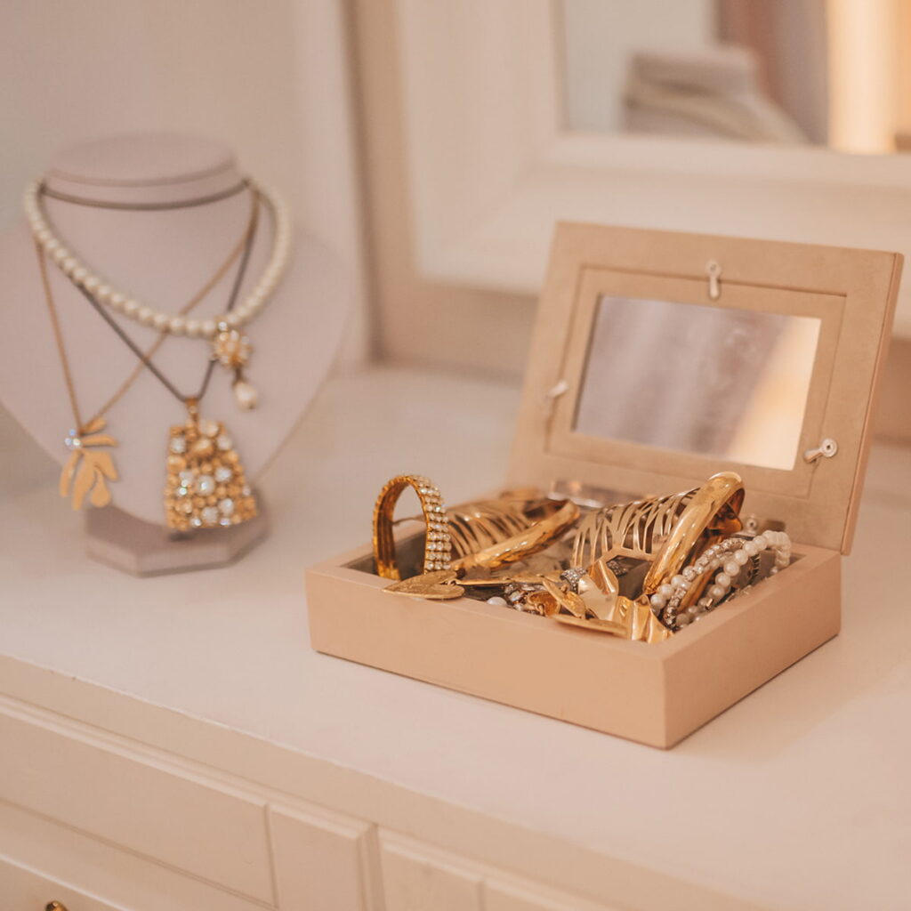 Best Trendy Items to add to your Jewelry Box this Season