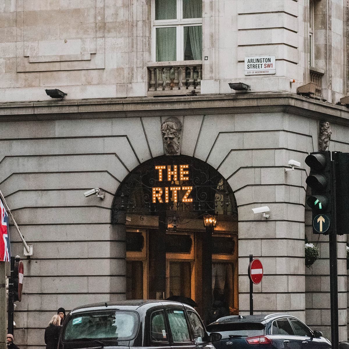 Why Mayfair Should Be Your Next Luxury Destination in the UK