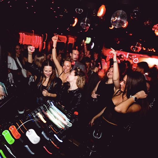 Best Nightclubs in Mayfair that Open Until Very Late