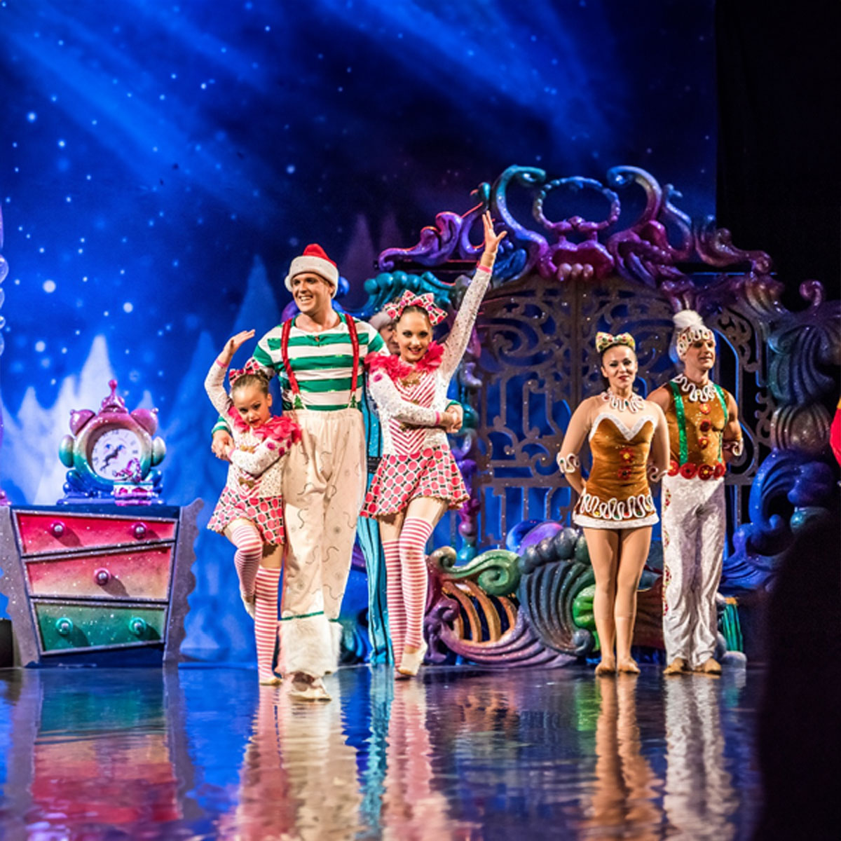 London’s Enchanting Christmas Musicals: Dive into the Magical Festivities of 2023