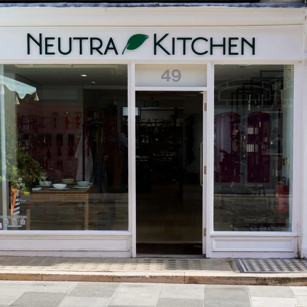Neutra Kitchen