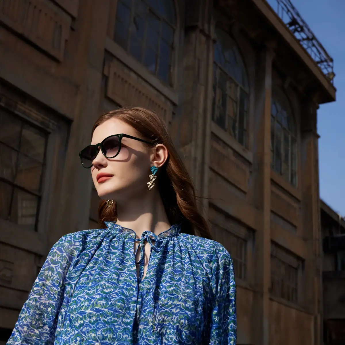 The Impact of Fashionable Accessories on Workplace Morale