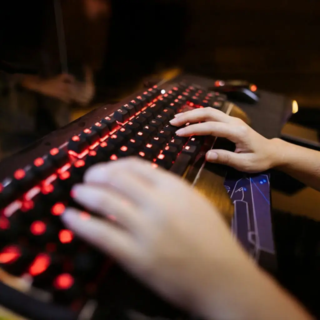 Why is Online Gambling so Popular in the UK?