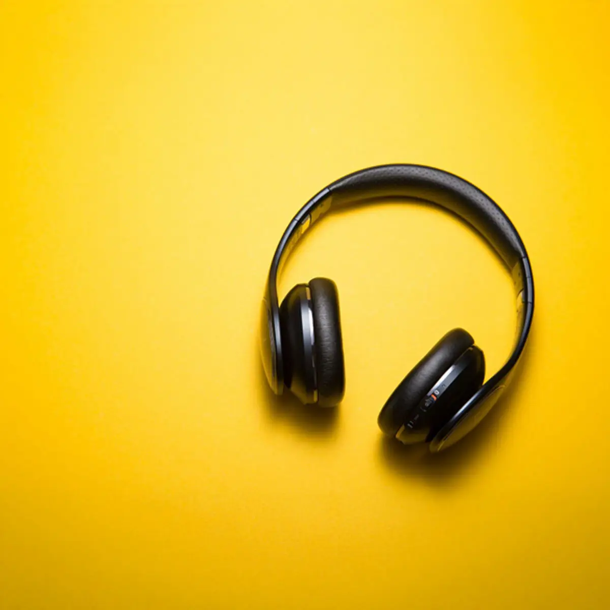 Step Into The New Year With These Must-Have Tech Gadgets