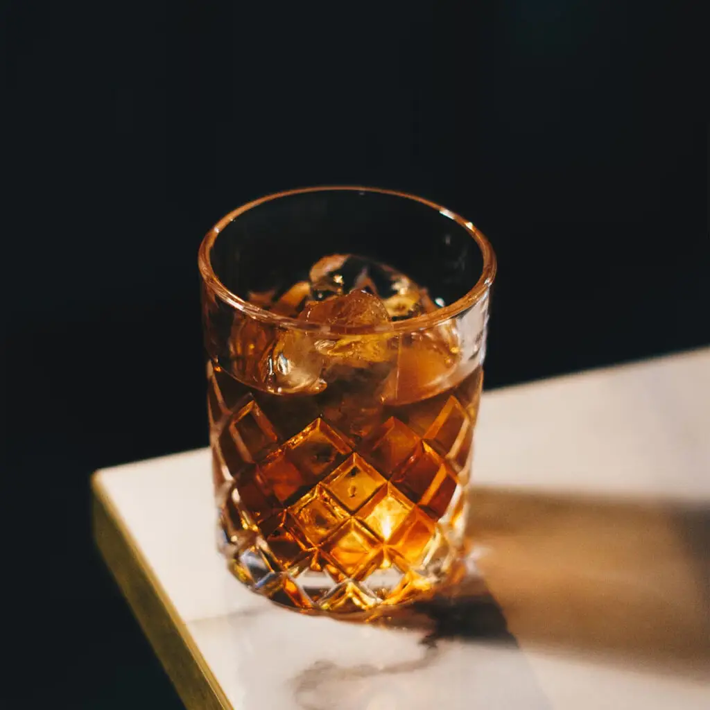 Ultimate Whisky Experience, Rare Whisky London, Best Whisky Bars, Connoisseur's Whisky Guide