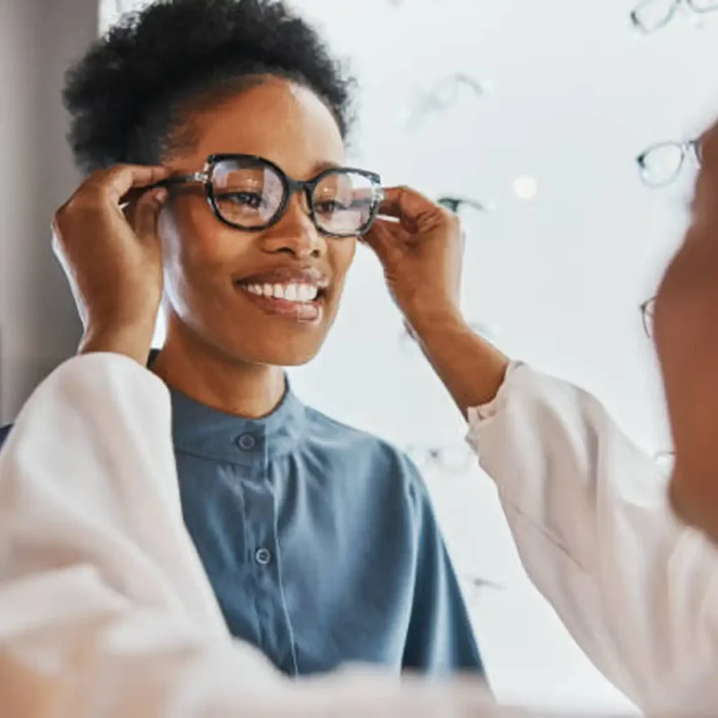 choosing glasses frames, eyewear face shape guide, glasses frame trends 2026