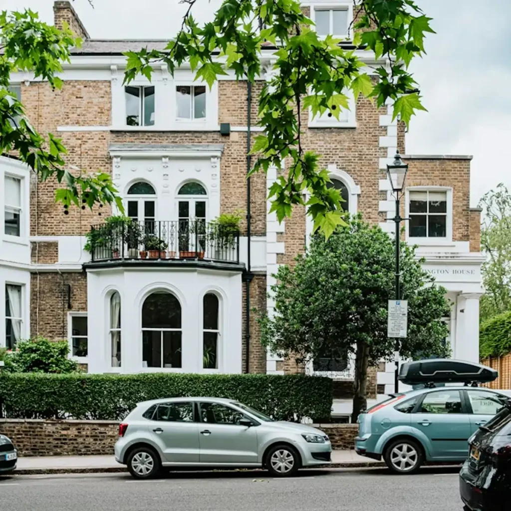 selling London home timing, property market waiting strategy, fast house sale London