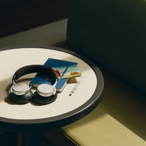Bang & Olufsen