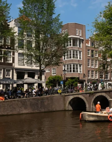 Key Requirements for Foreigners Starting a Business in the Netherlands