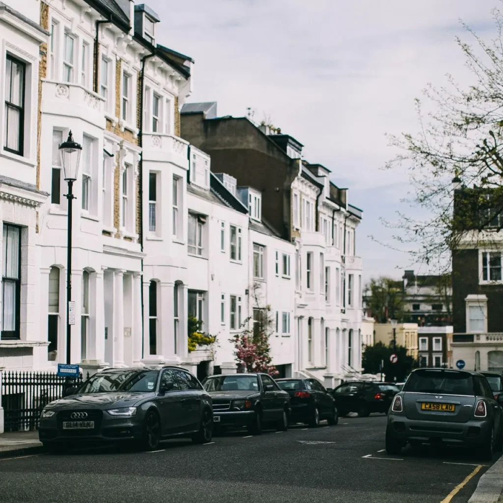 Best Areas to Look for Flats in London If You Want Access to Mayfair’s Lifestyle Scene White stucco terraced houses in Belgravia, one of the best areas for flats in London near Mayfair