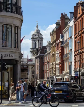 Mayfair’s Casino Tables Still Keep Their Dress Code, but the Tax Gap With Their Online Rivals Has Nearly Closed